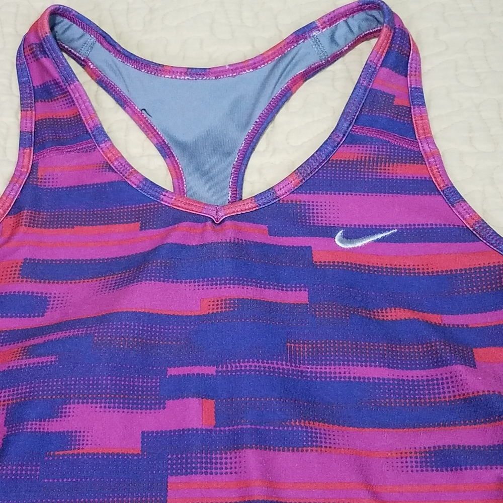 Nike Athletic Tank Size M - Picture 2 of 6